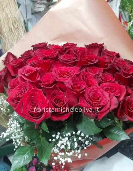 Mazzo di 25 rose rosse splendide